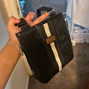Tommy Hilfiger Crossbody